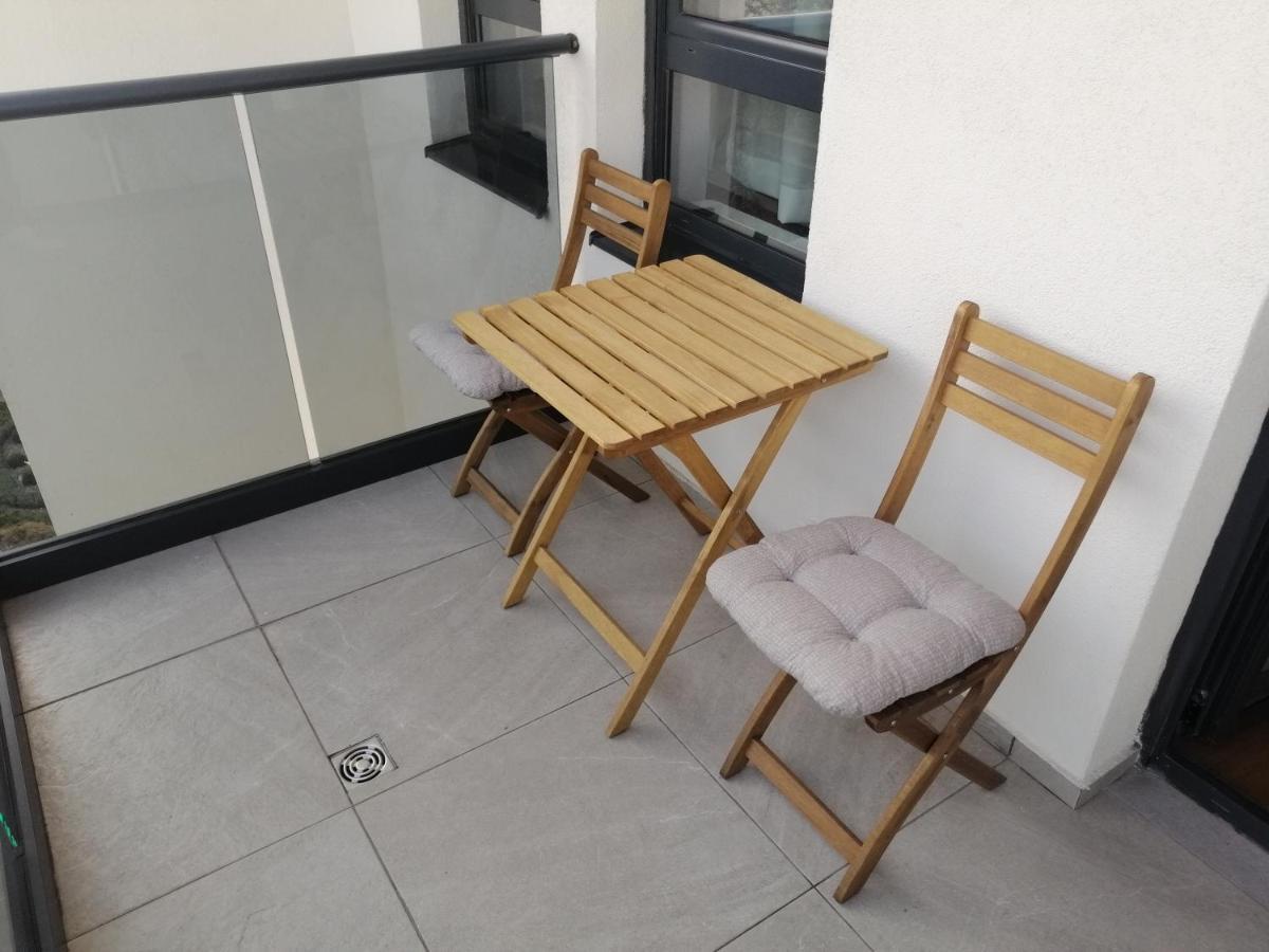 Fit Apartman Belgrado Esterno foto
